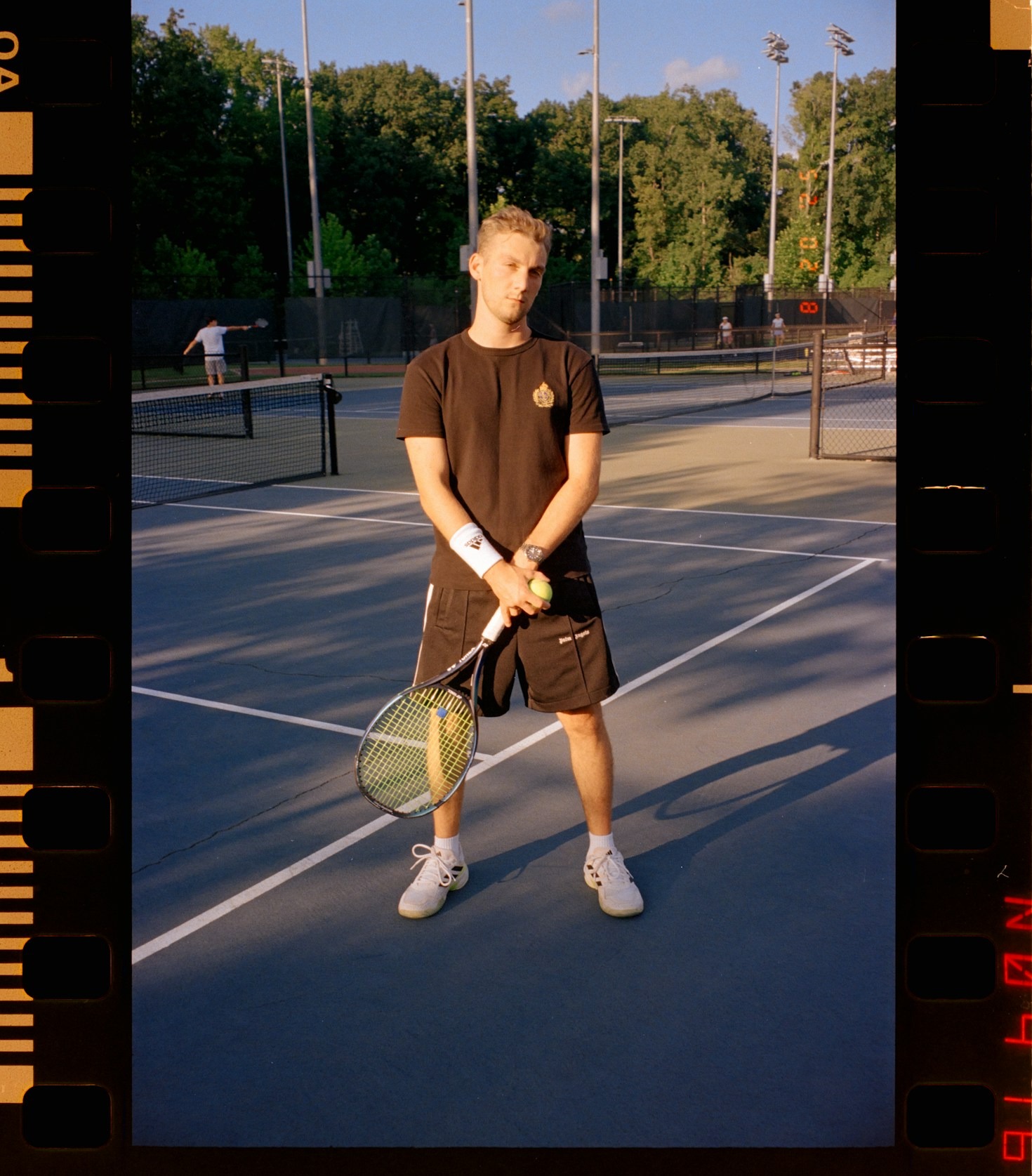 How to Choose the Perfect Tennis Outfit